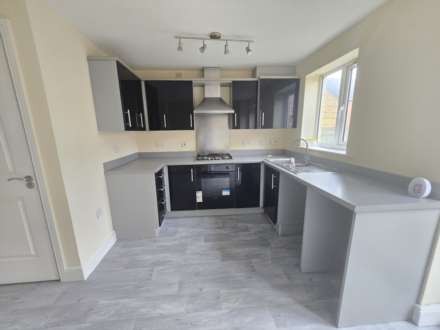 Providence Court, Dewsbury, Image 4