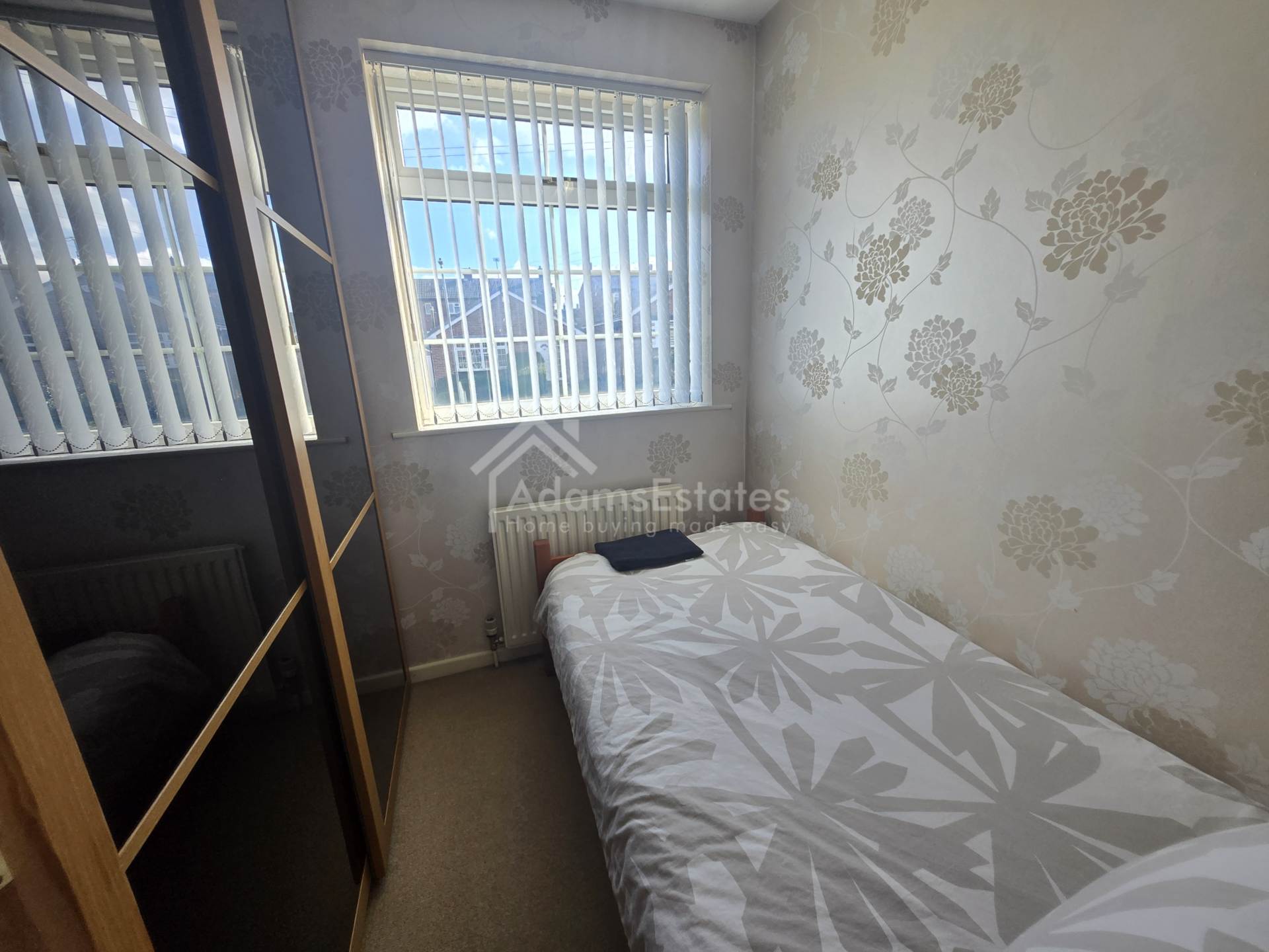Woodhall Drive, Batley, Image 10