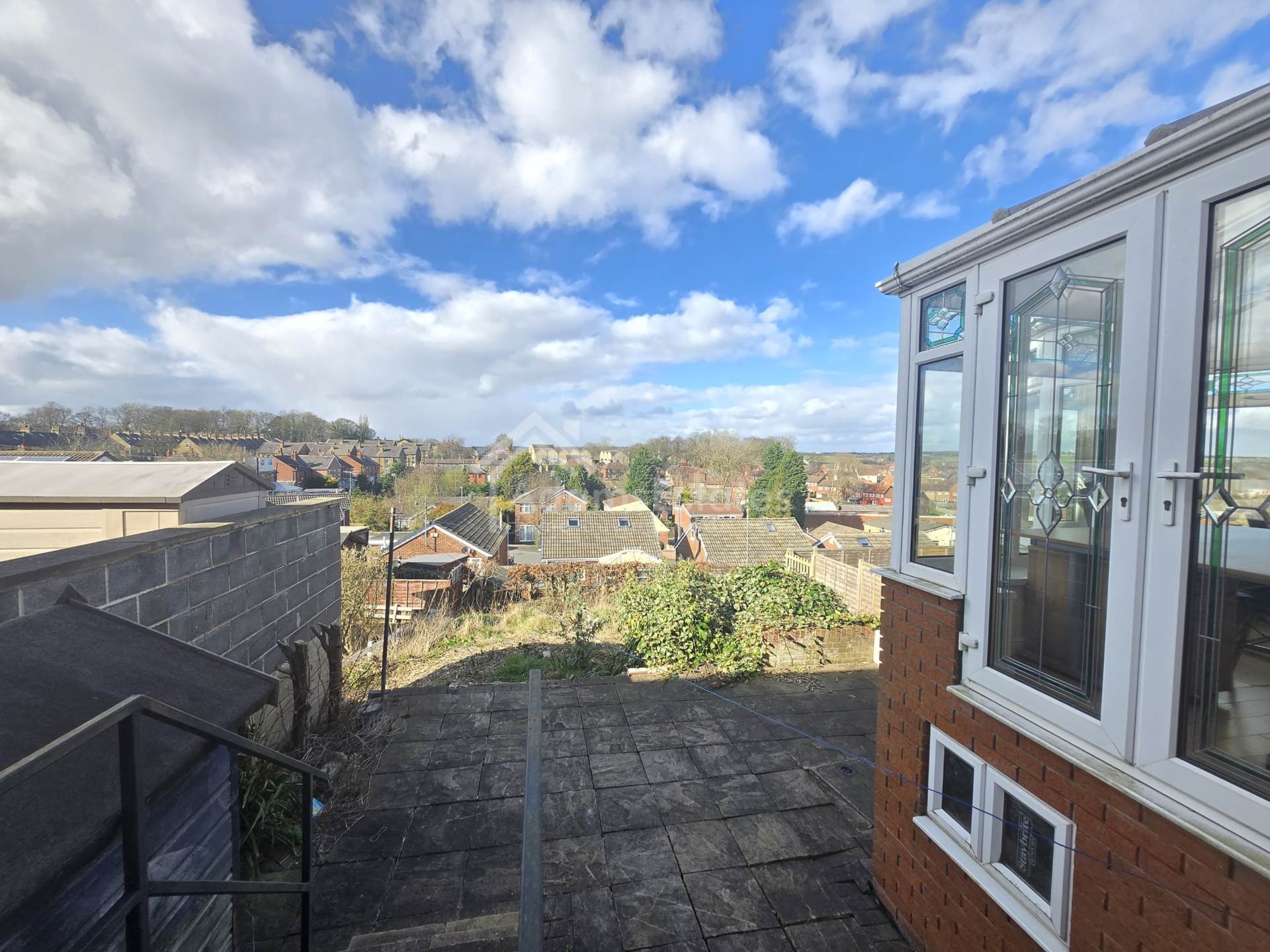 Woodhall Drive, Batley, Image 13