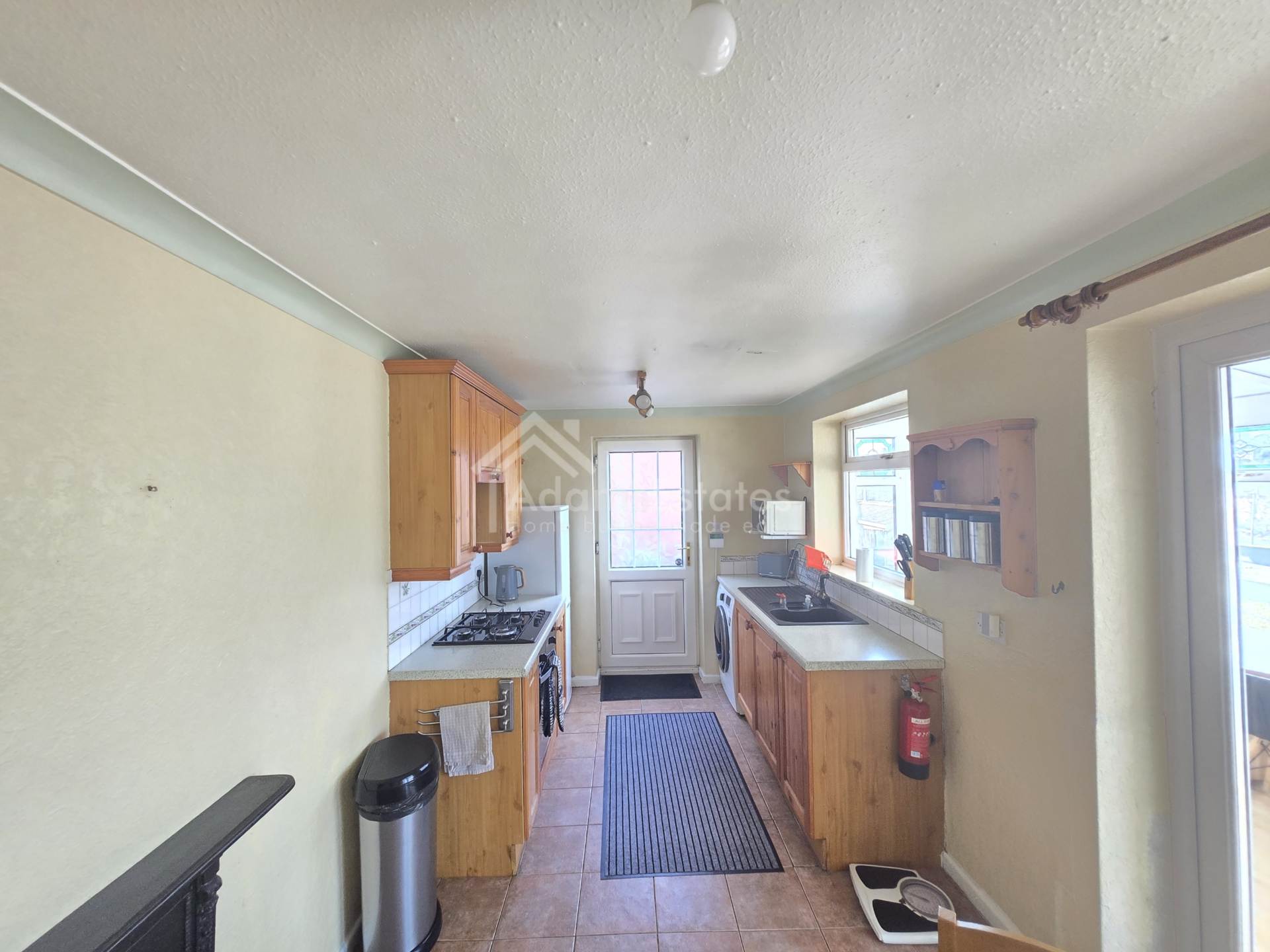 Woodhall Drive, Batley, Image 3