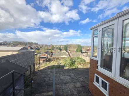 Woodhall Drive, Batley, Image 13