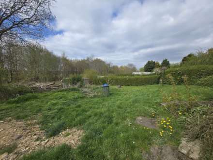 Ravenshouse Road, Dewsbury, Image 11