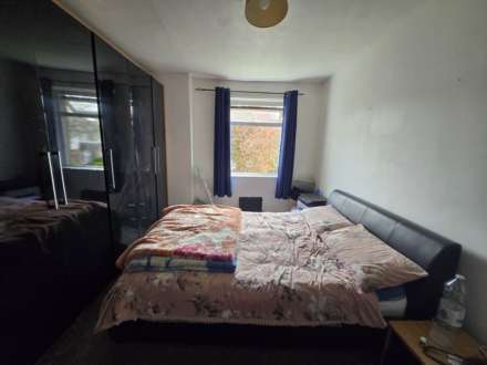 Ravenshouse Road, Dewsbury, Image 5