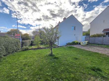 Mountain Crescent, Dewsbury, Image 9