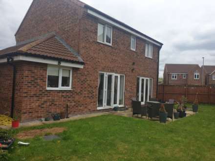 Amberwood Chase, Dewsbury, Image 4