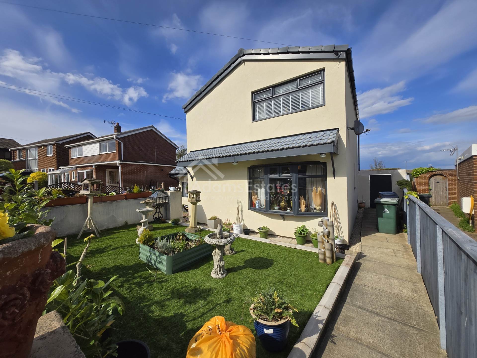 Nixon Close, Dewsbury, Image 14