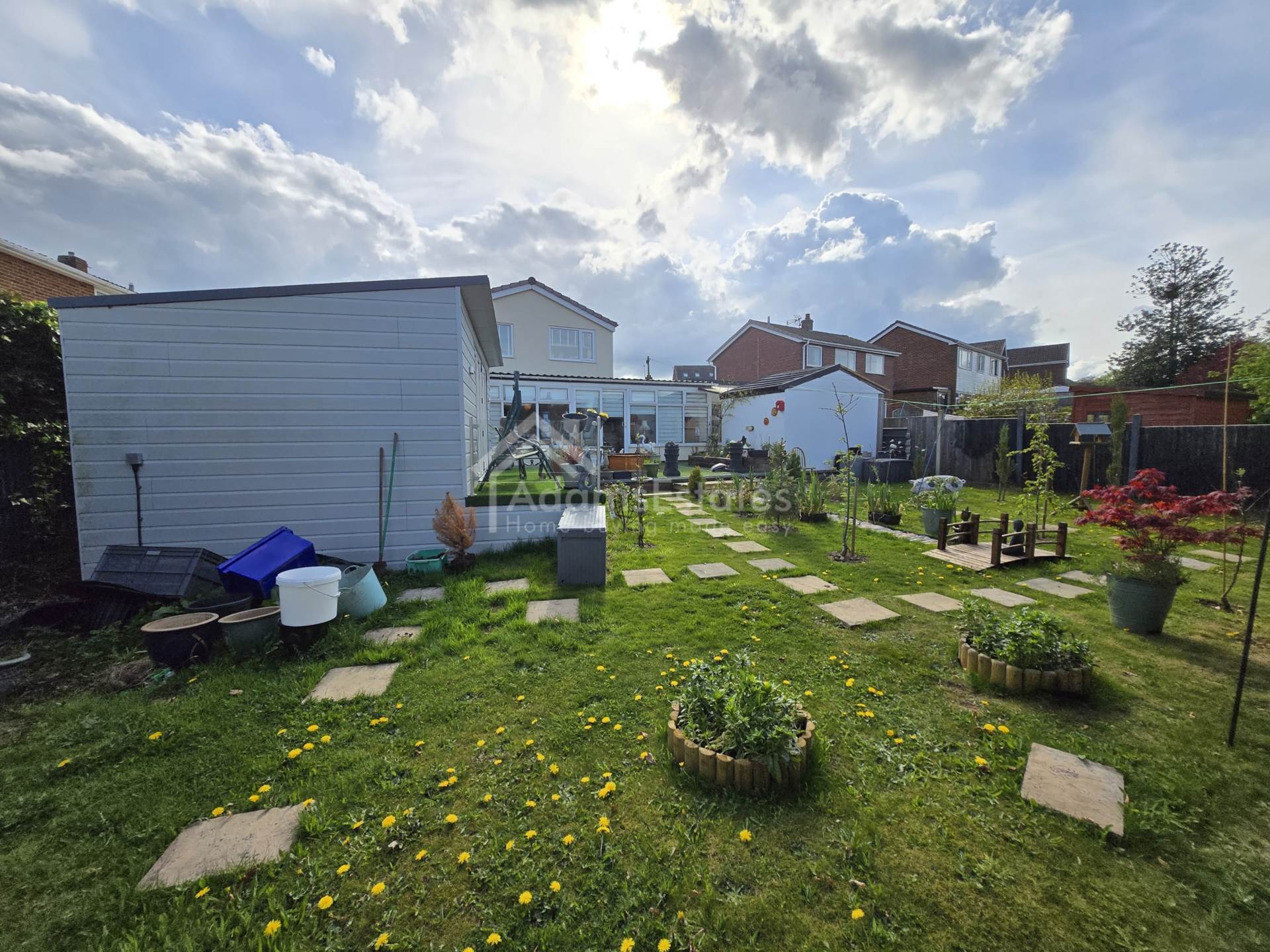 Nixon Close, Dewsbury, Image 17