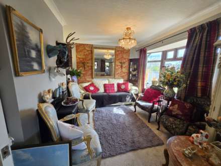 Nixon Close, Dewsbury, Image 6