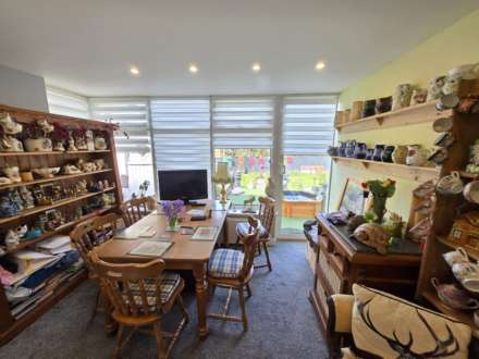 Nixon Close, Dewsbury, Image 7