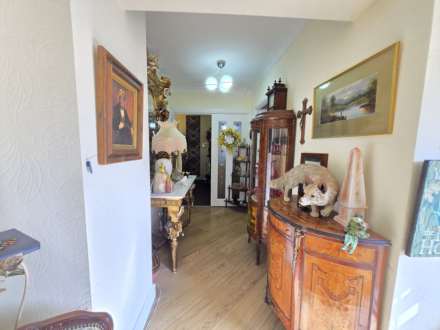 Nixon Close, Dewsbury, Image 9