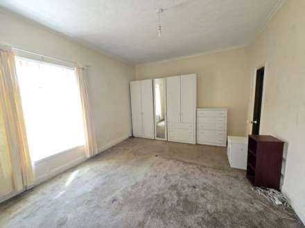 Slaithwaite Road, Dewsbury, Image 5