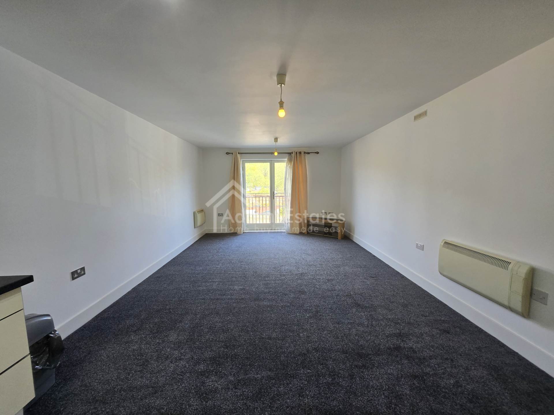 Ellis Court, Dewsbury, Image 4