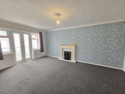 Tudor Way, Dewsbury, Image 3