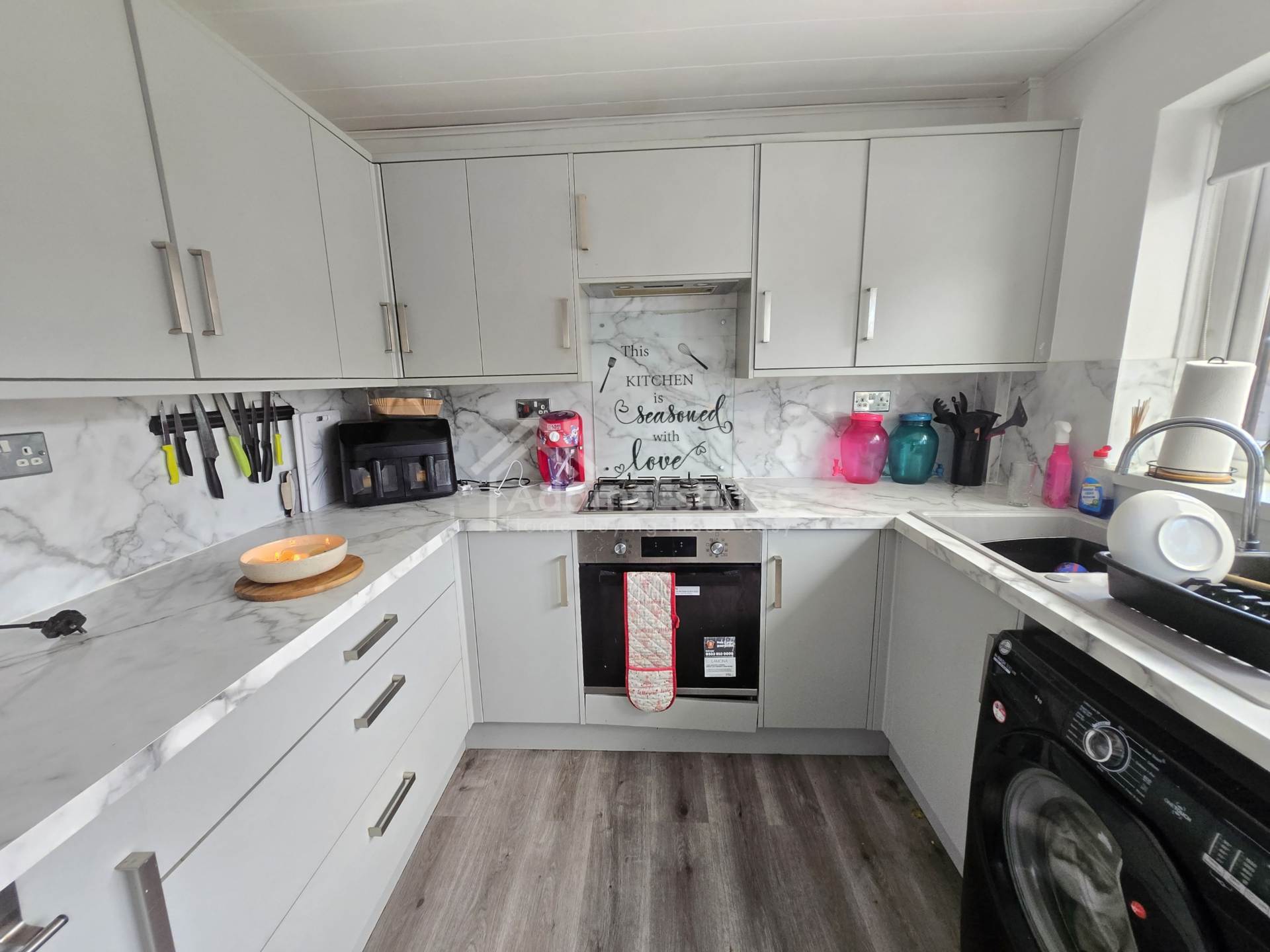 Nook Green, Dewsbury, Image 2