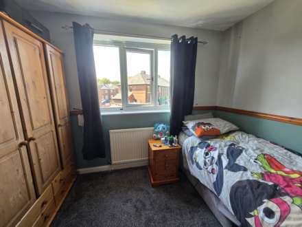 Nook Green, Dewsbury, Image 6