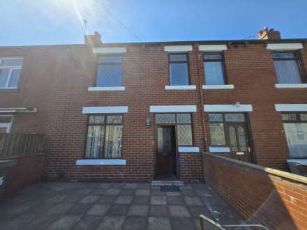 South Street, Dewsbury, Image 1