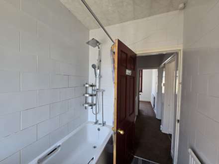 South Street, Dewsbury, Image 8