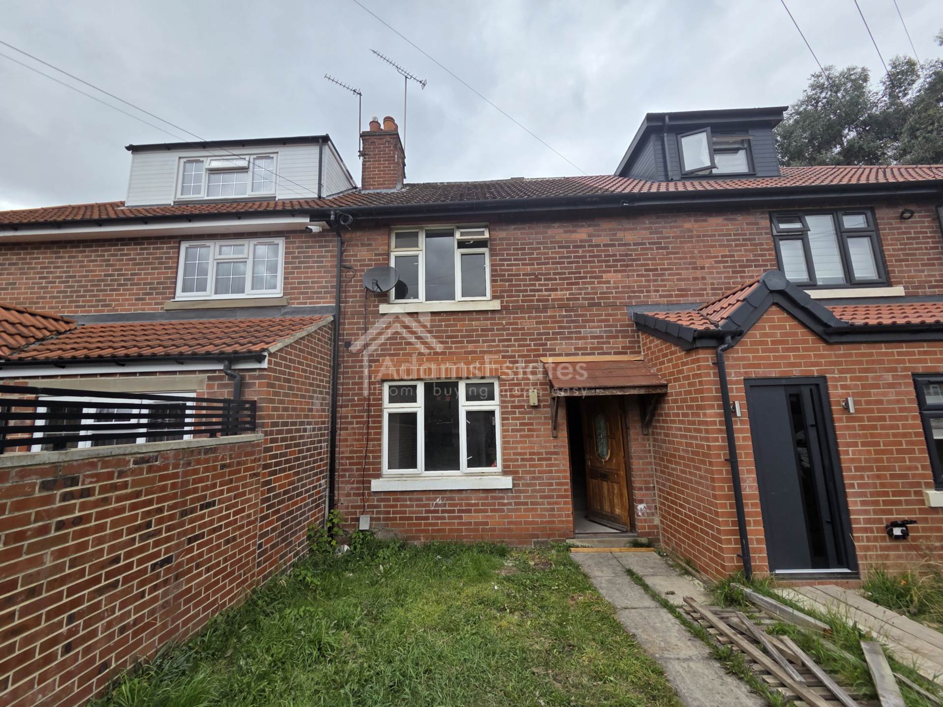 Lees Avenue, Dewsbury, Image 1