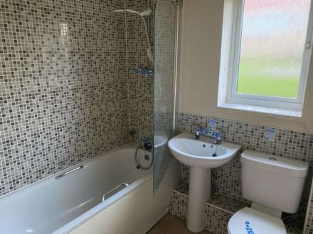 College View, Dewsbury, Image 3