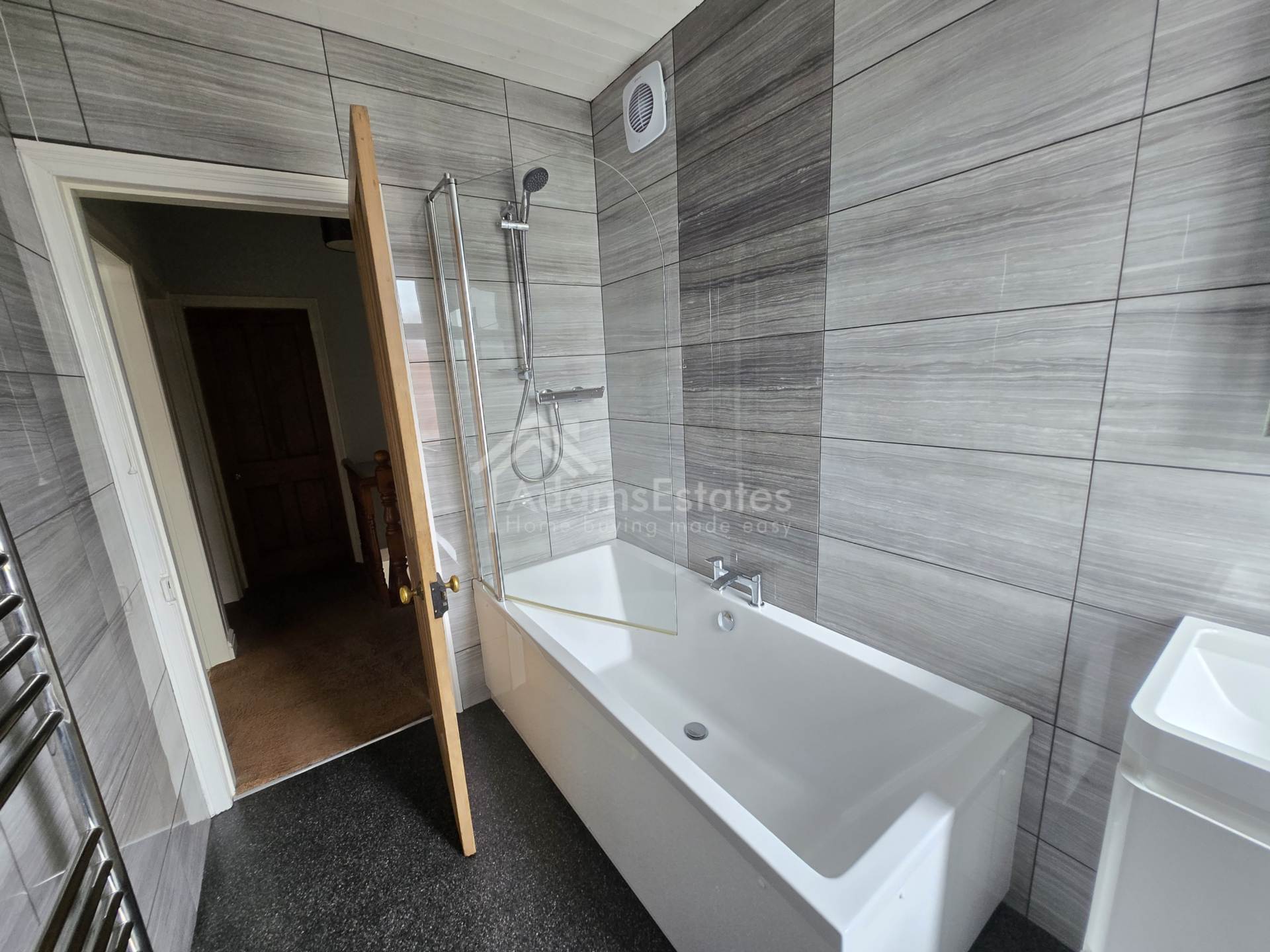 Bywell Road, Dewsbury, Image 9