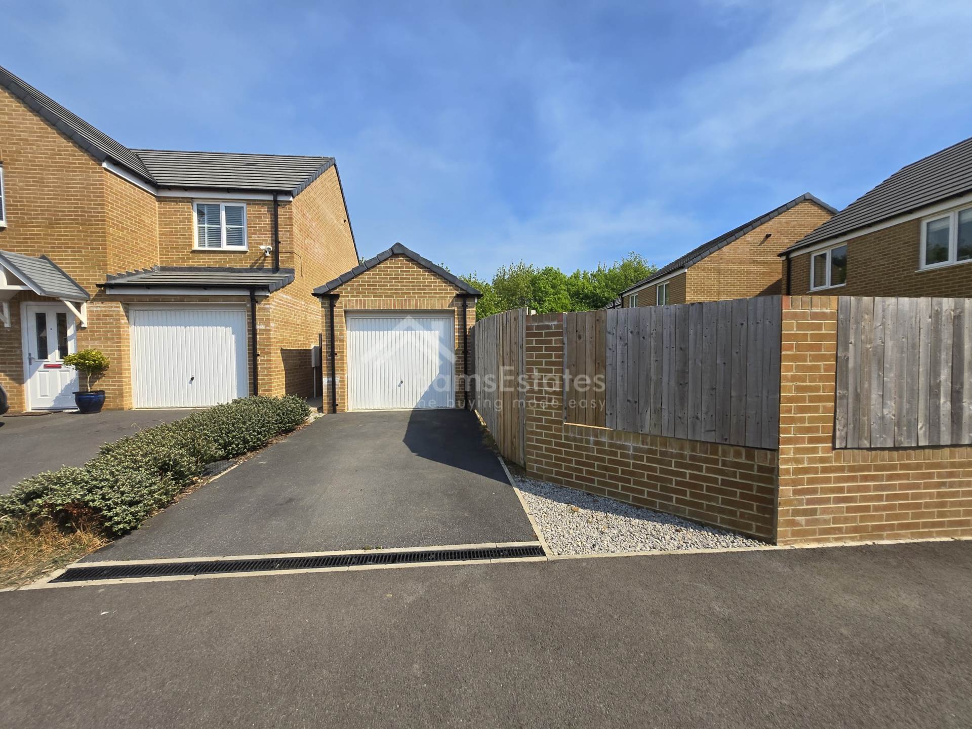 Kingfisher Way, Dewsbury, Image 2