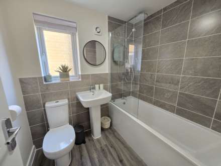 Kingfisher Way, Dewsbury, Image 12