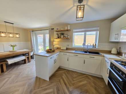 Kingfisher Way, Dewsbury, Image 6