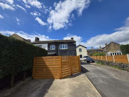 Chapel Fold, Batley, Image 10