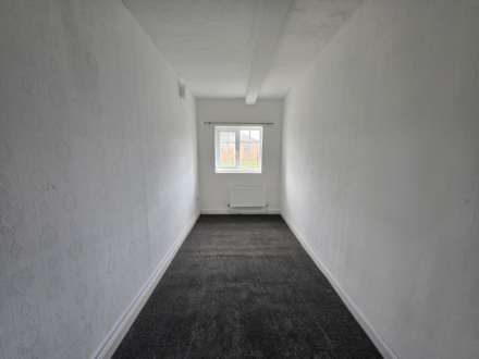 Chapel Fold, Batley, Image 6