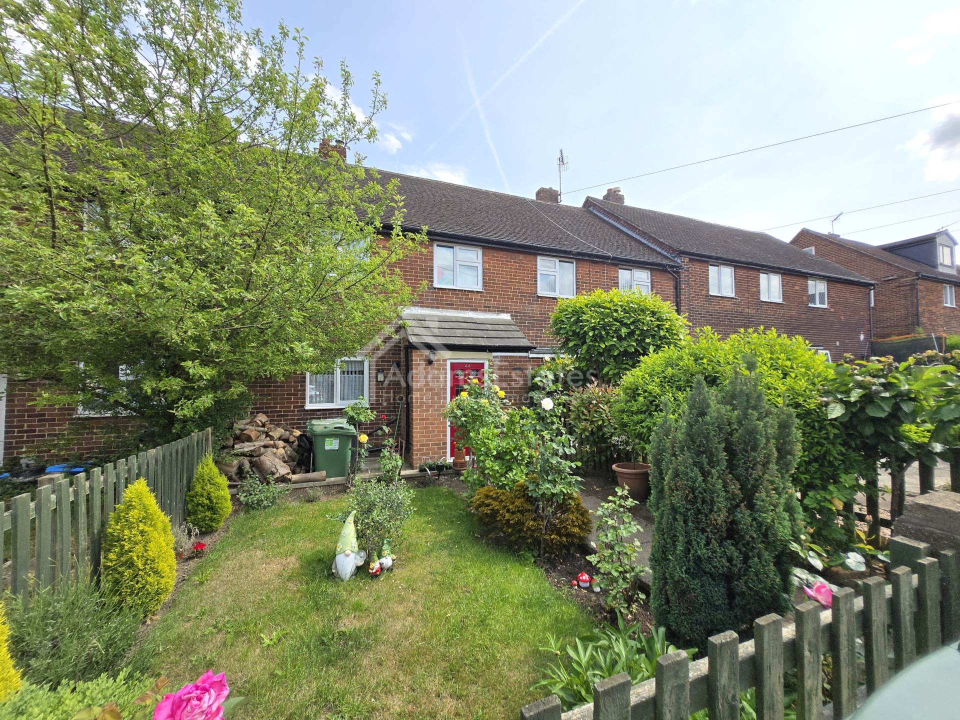 Ouzelwell Crescent, Dewsbury, Image 2