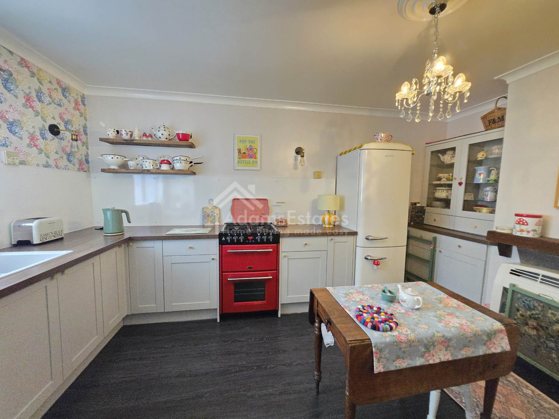 Ouzelwell Crescent, Dewsbury, Image 4