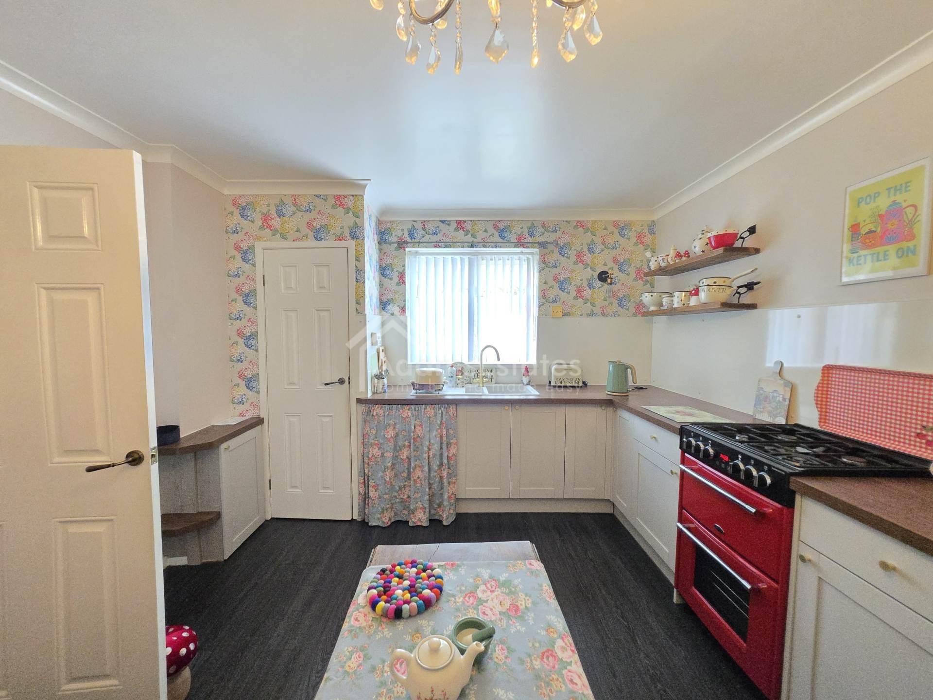 Ouzelwell Crescent, Dewsbury, Image 5