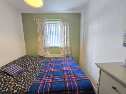 Ouzelwell Crescent, Dewsbury, Image 8