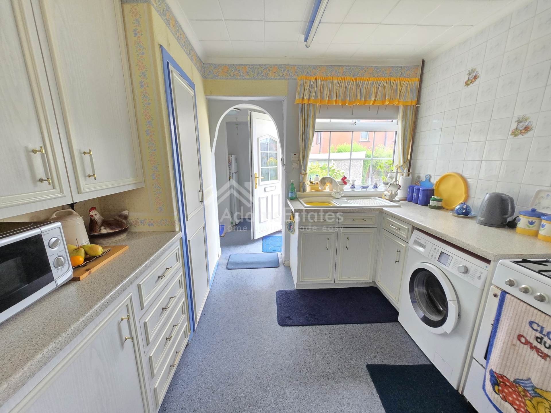Edge View, Dewsbury, Image 2