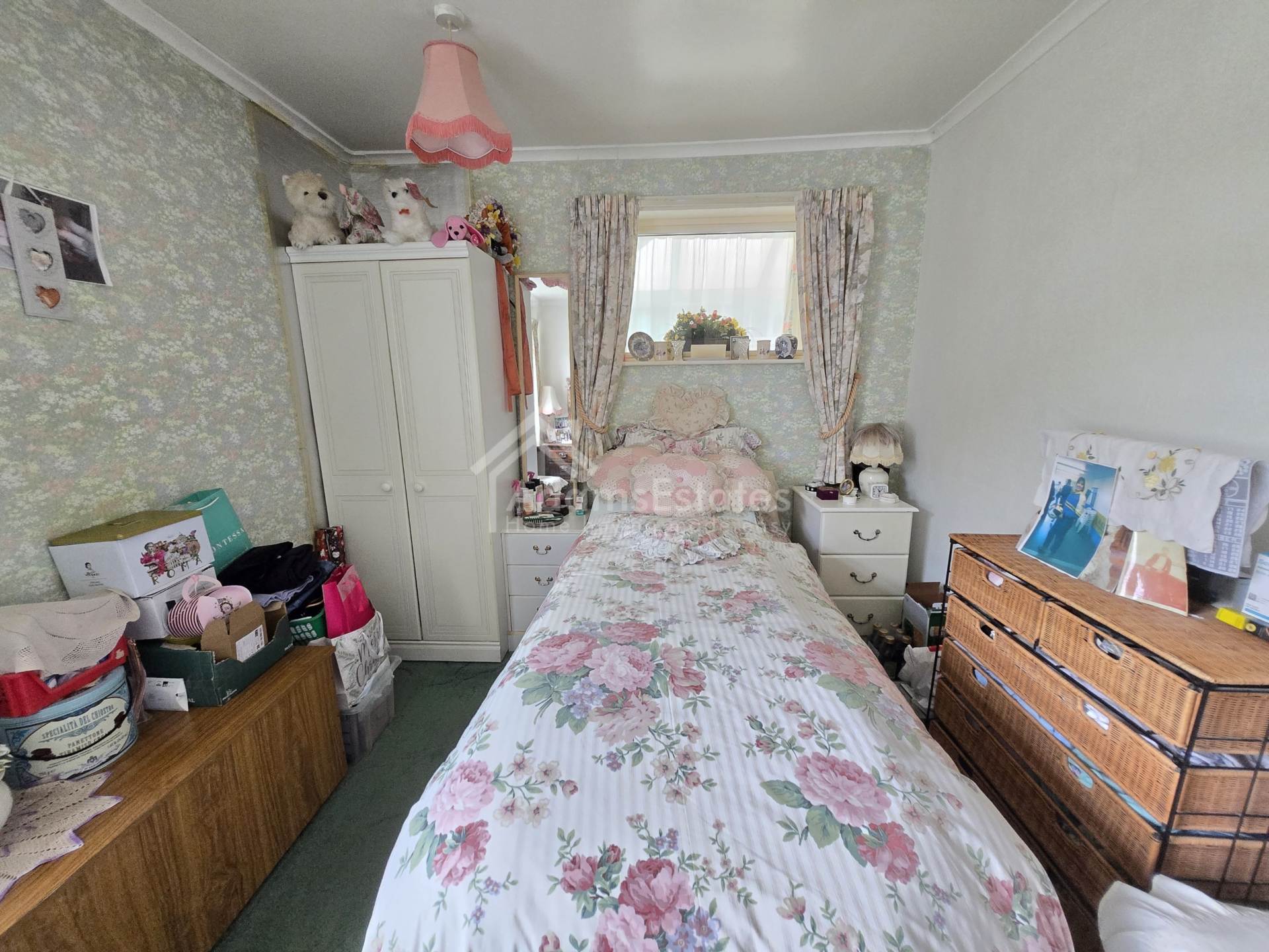 Edge View, Dewsbury, Image 6