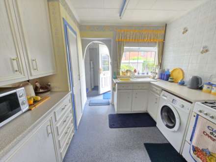 Edge View, Dewsbury, Image 2