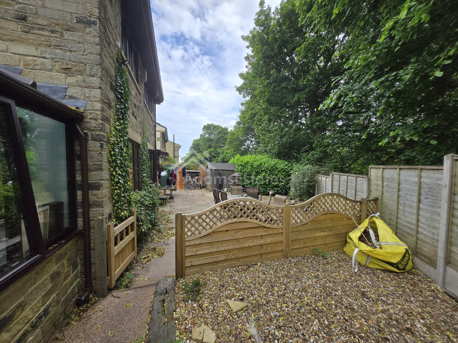 Bullfield Close, Dewsbury, Image 5