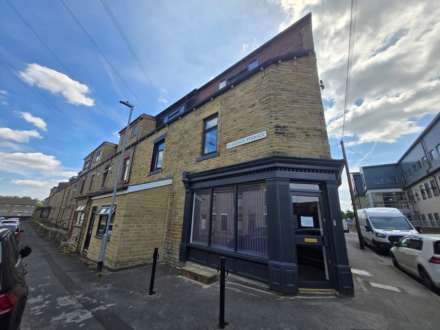 Clarence Terrace, Dewsbury, Image 1
