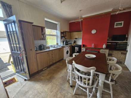 Burnswick Street, Dewsbury, Image 3