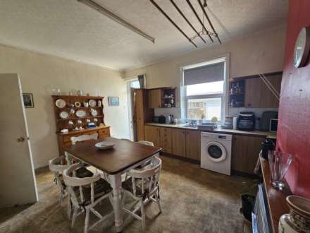 Burnswick Street, Dewsbury, Image 4