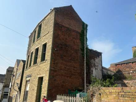Oates Street, Dewsbury, Image 2
