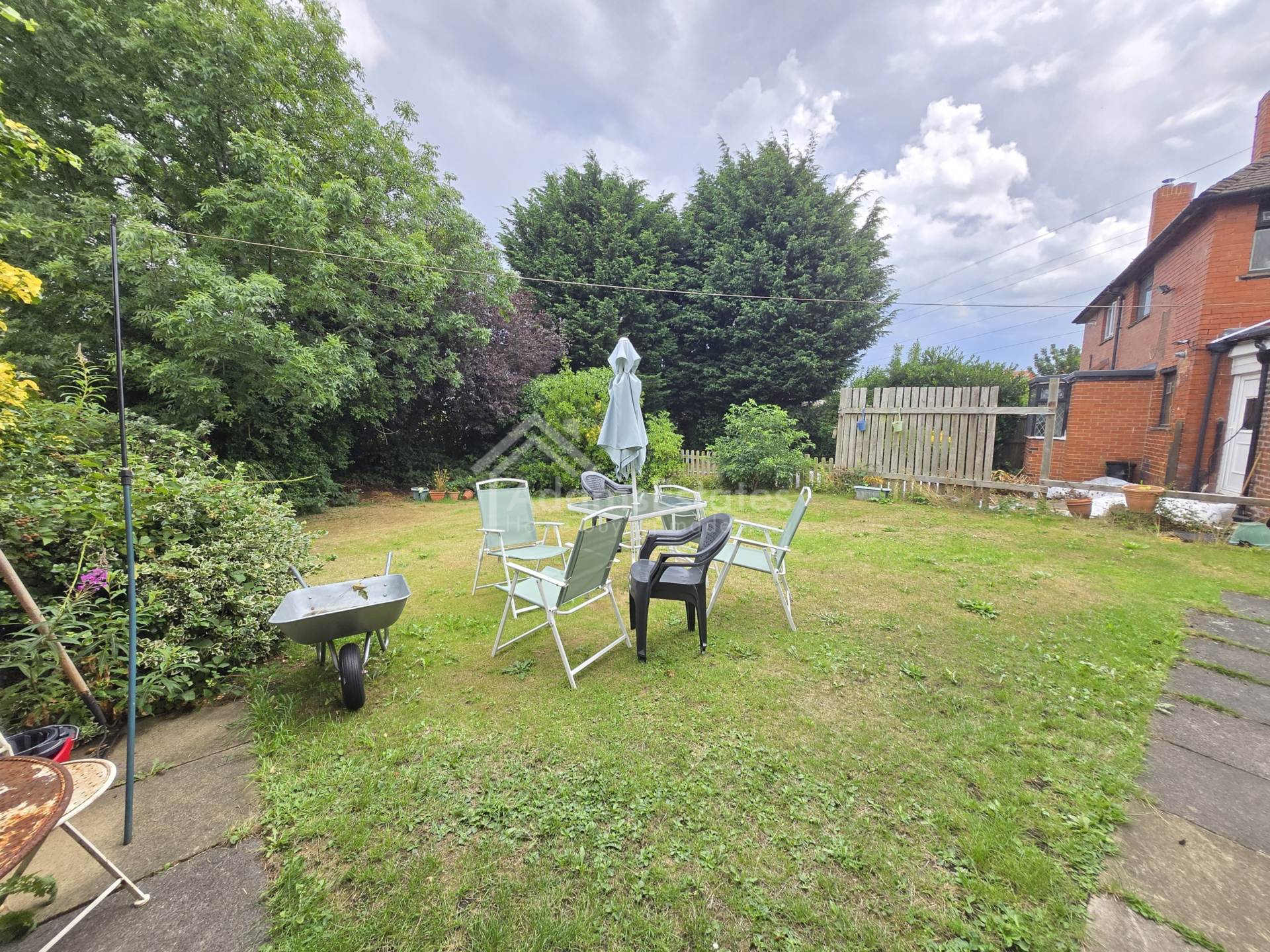 Doubting Road, Dewsbury, Image 11