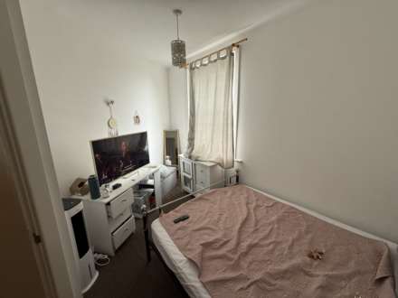 Wellington Road, Dewsbury, Image 5