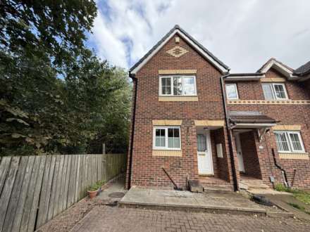 Wormalds View, Dewsbury, Image 1
