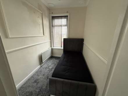 Snowdon Street, Batley, Image 10