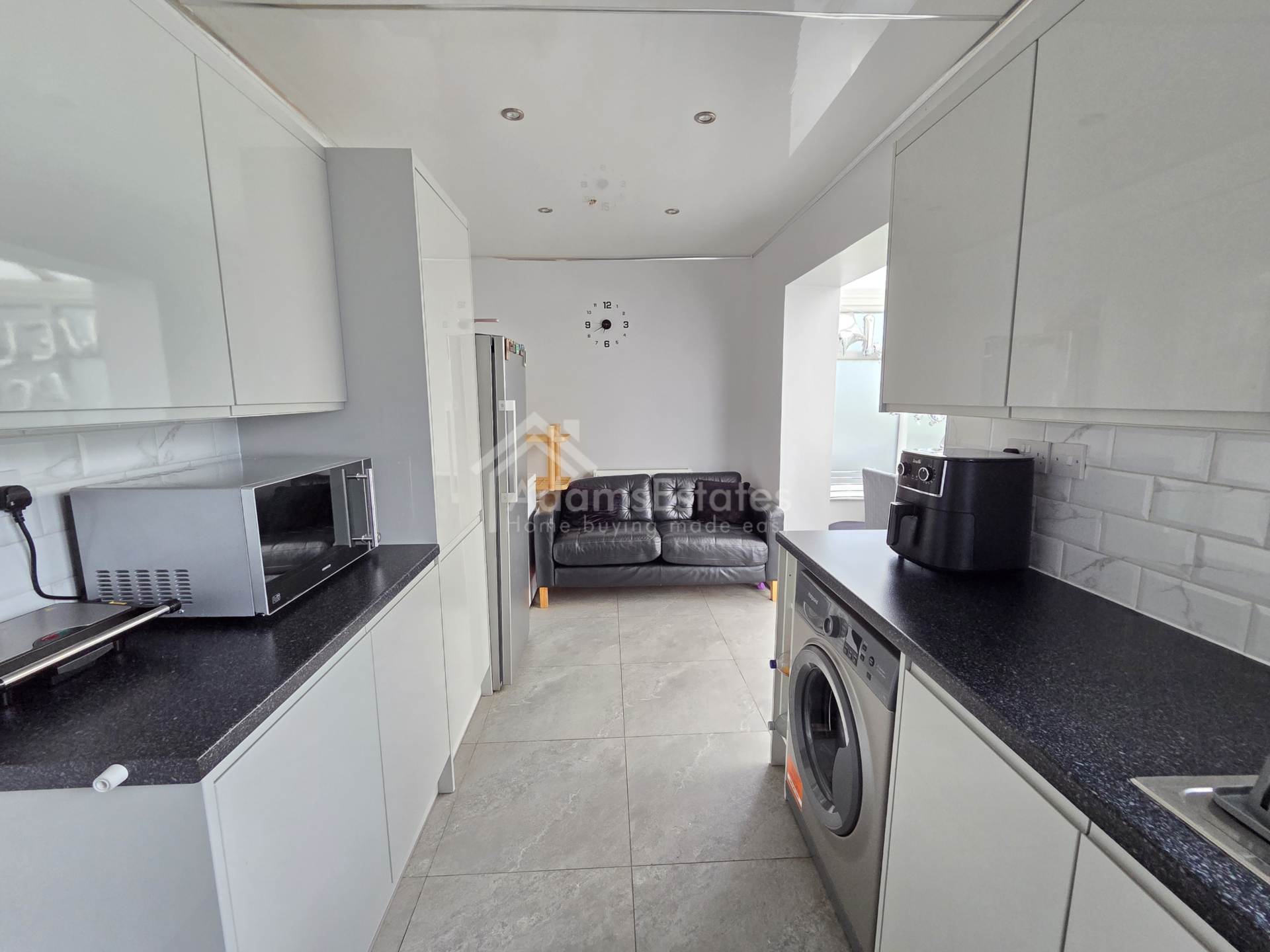 Moorcroft Road, Dewsbury, Image 4