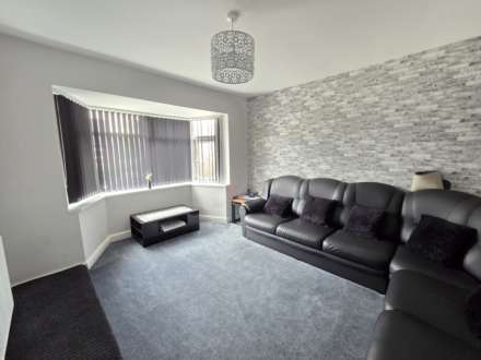 Moorcroft Road, Dewsbury, Image 5