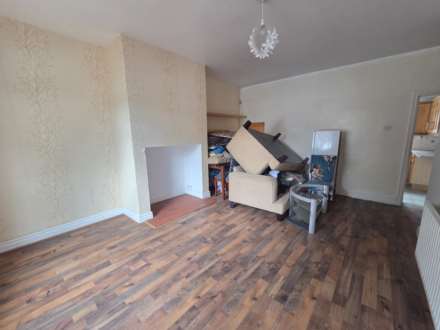 Lees Hall Road, Dewsbury, Image 2