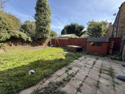 Lees Hall Road, Dewsbury, Image 16