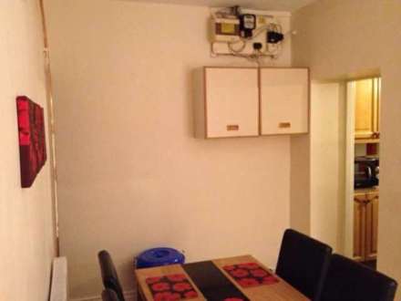 North View, Dewsbury, Image 6